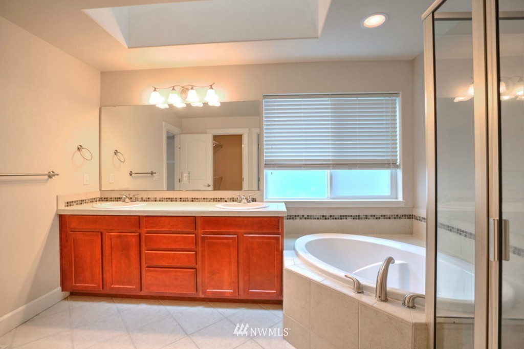 512 Union Avenue Northeast, Unit D Renton, WA 98059 - Photo 15 of 25 Gallery Image 15