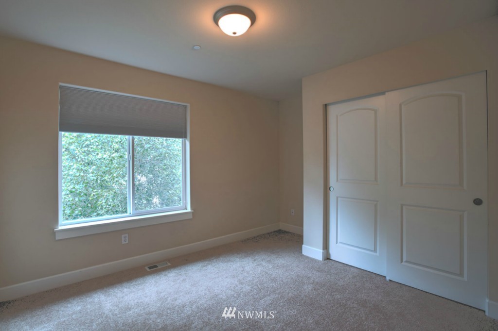 512 Union Avenue Northeast, Unit D Renton, WA 98059 - Photo 17 of 25 Gallery Image 17