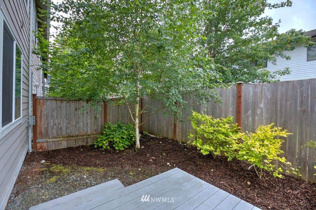 512 Union Avenue Northeast, Unit D Renton, WA 98059 - Photo 22 of 25 Gallery Image 22