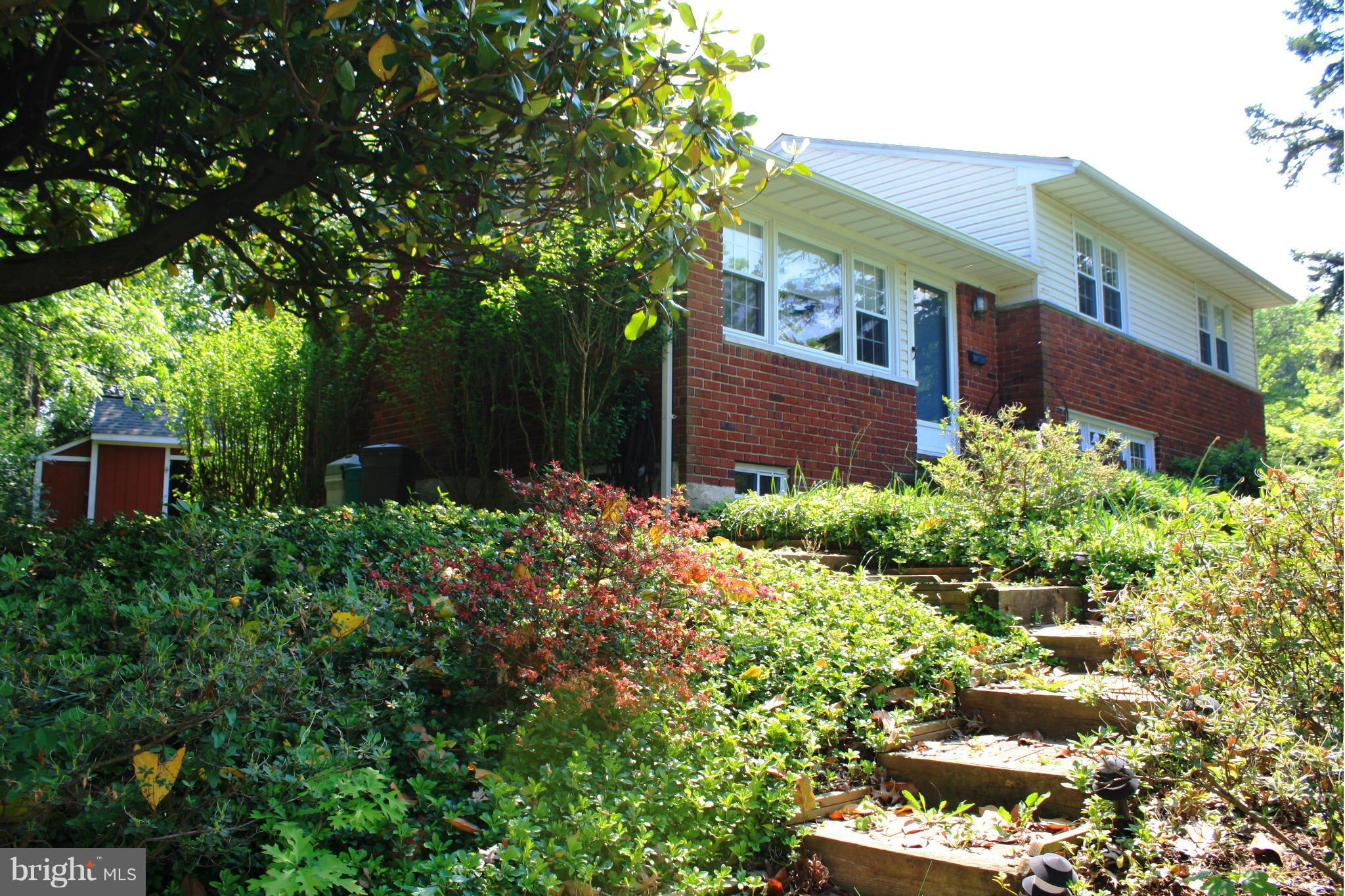 815 Shelley Road Baltimore, MD 21286 - Photo 2 of 30 Exterior (Front)