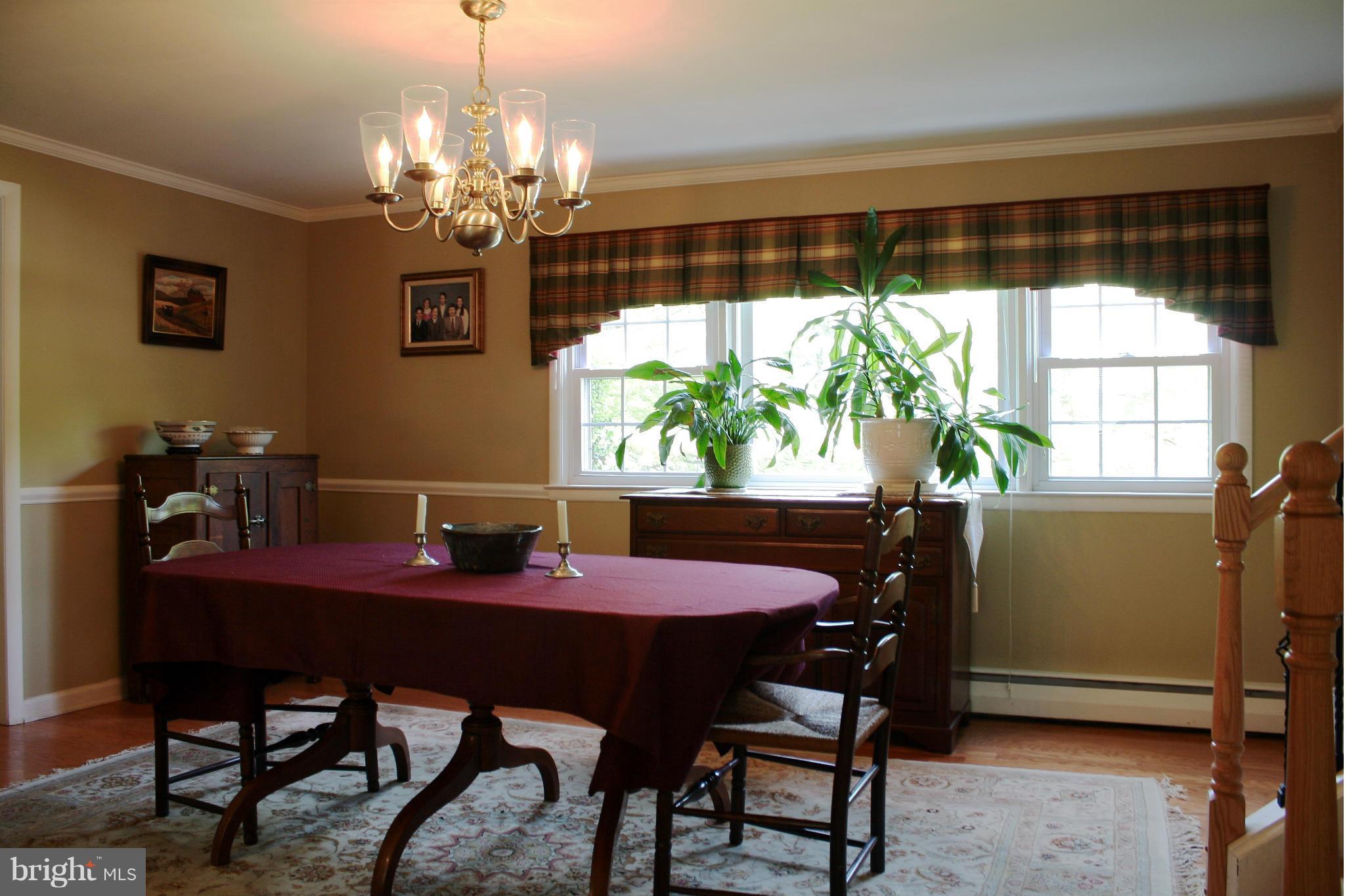 815 Shelley Road Baltimore, MD 21286 - Photo 12 of 30 Dining Room