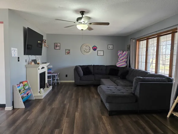 $189,900 | 812 10th Avenue, Fulton, IL 61252