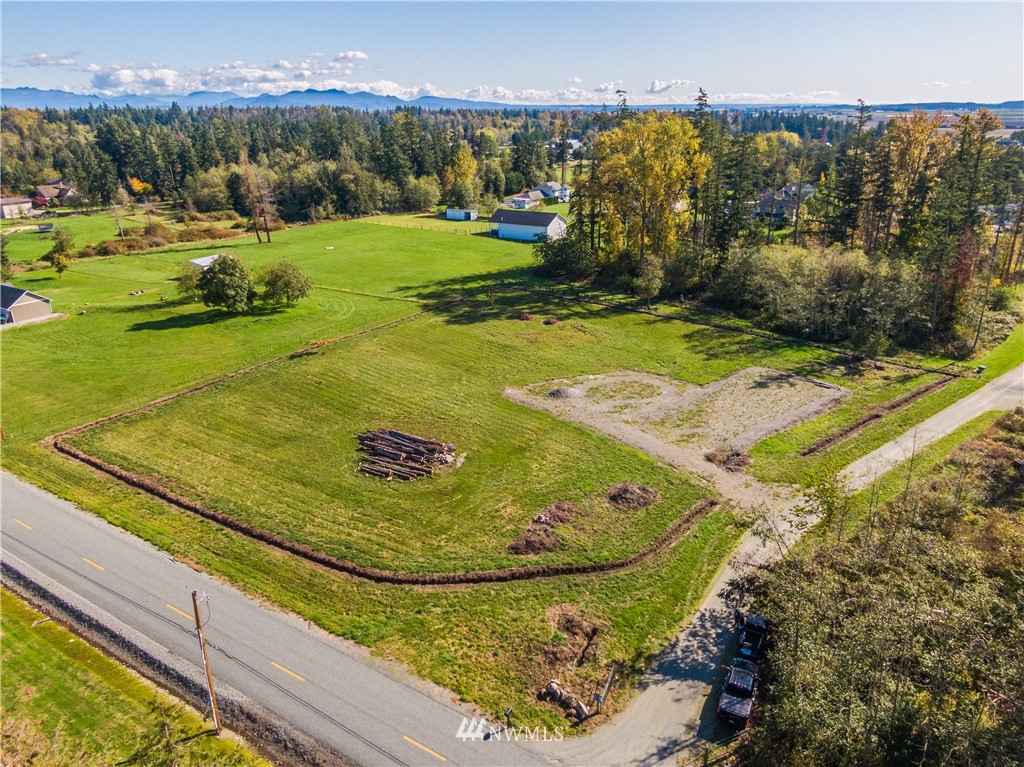 13380 Marihugh Road Mount Vernon, WA 98273 - Photo 1 of 28 Gallery Image 1