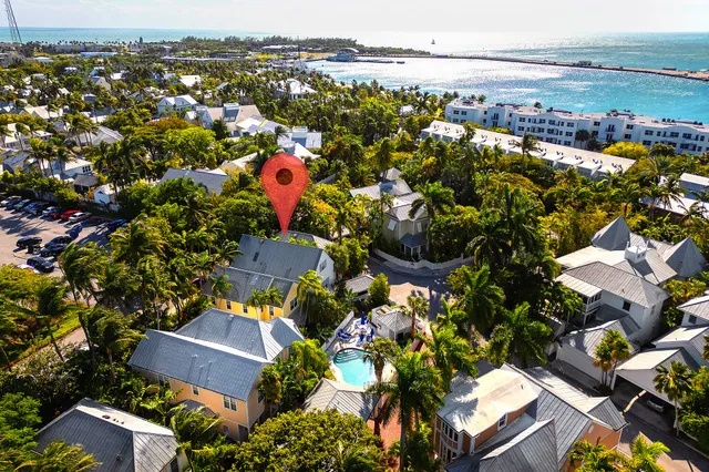 $3,395,000 | 102 Admirals Lane, Key West, FL 33040