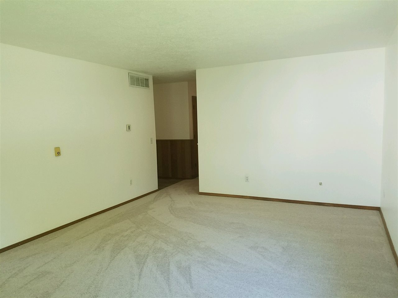 3649 South Sowder Square Bloomington, IN 47401 - Photo 5 of 22 Gallery Image 5