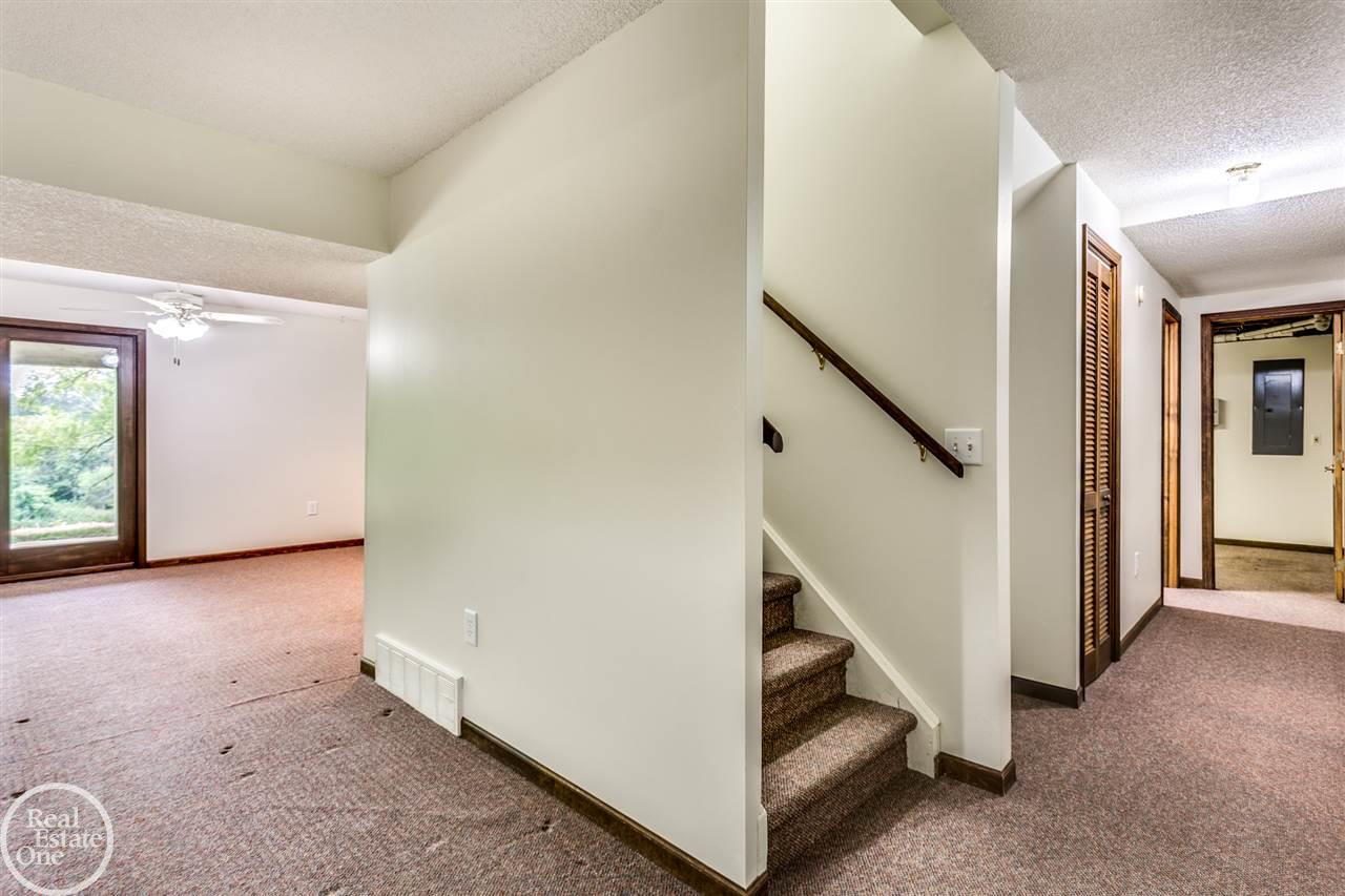 4375 North River Road Fort Gratiot, MI 48059 - Photo 26 of 42 31389163-25.JPG