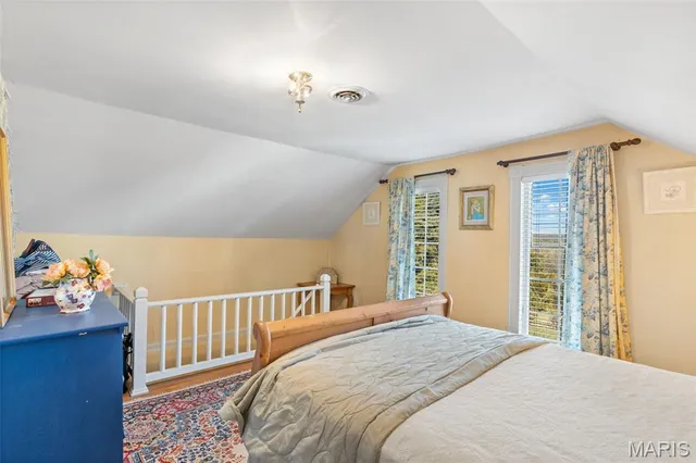 $925,000 | 100 Little White Oak Road, New Haven, MO 63068