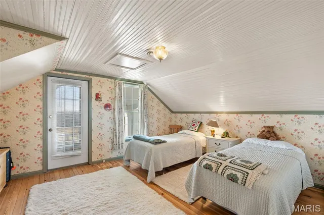 $925,000 | 100 Little White Oak Road, New Haven, MO 63068