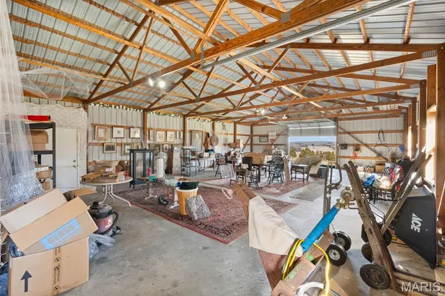 $925,000 | 100 Little White Oak Road, New Haven, MO 63068