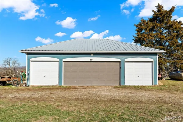 $875,000 | 100 Little White Oak Road, New Haven, MO 63068