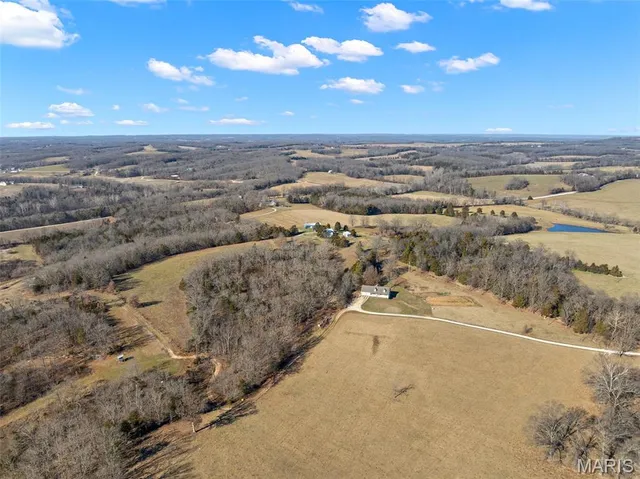 $925,000 | 100 Little White Oak Road, New Haven, MO 63068