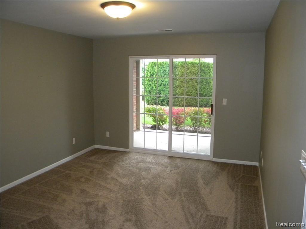 3585 Oakmonte Boulevard, Unit 58 Rochester, MI 48306 - Photo 15 of 43