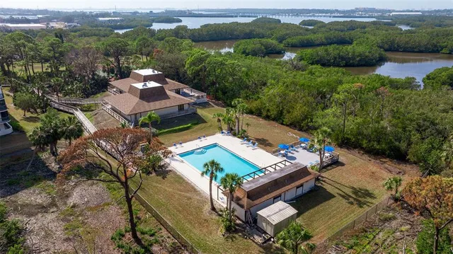 $2,300 | 5400 Park Street North, Unit 209, St. Petersburg, FL 33709