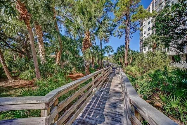 $2,300 | 5400 Park Street North, Unit 209, St. Petersburg, FL 33709