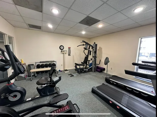 $2,300 | 5400 Park Street North, Unit 209, St. Petersburg, FL 33709