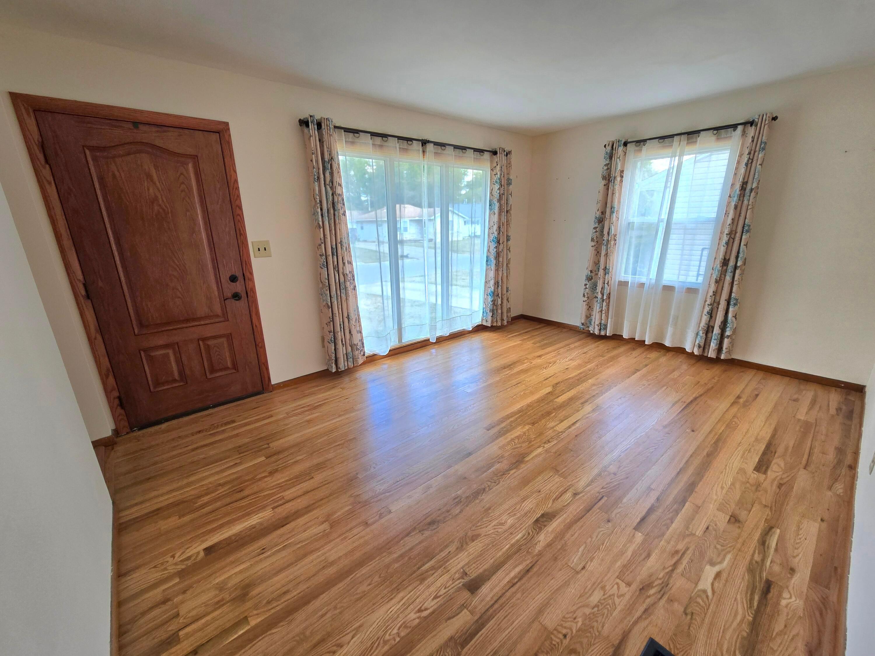 1123 Acton Road Columbus, OH 43224 - Photo 17 of 22 20250903_140633