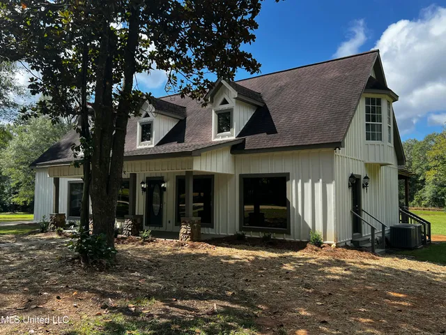 $395,000 | 3435 Highway 149, Braxton, MS 39044