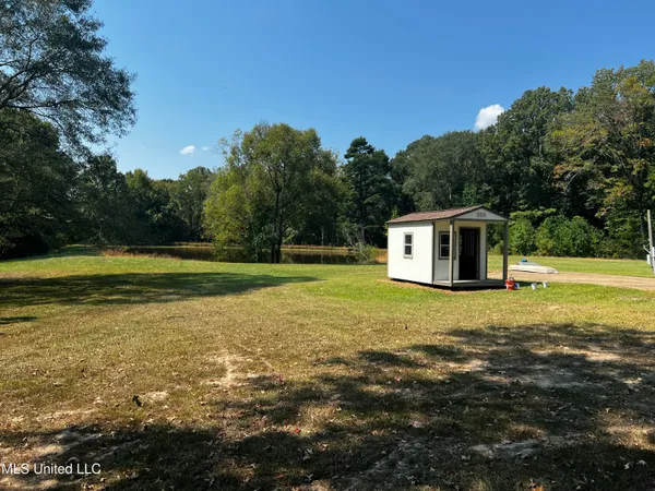 $360,000 | 3435 Highway 149, Braxton, MS 39044