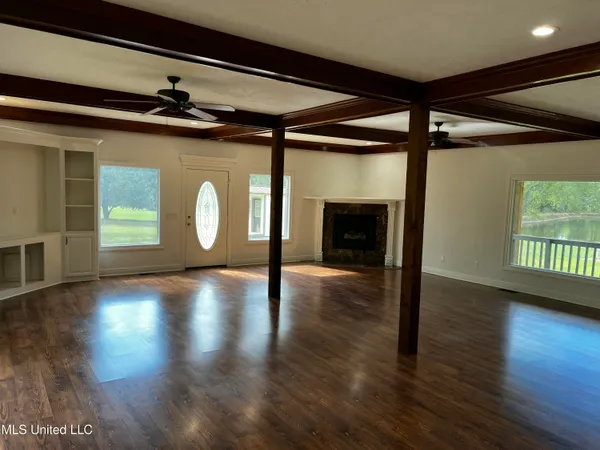 $360,000 | 3435 Highway 149, Braxton, MS 39044