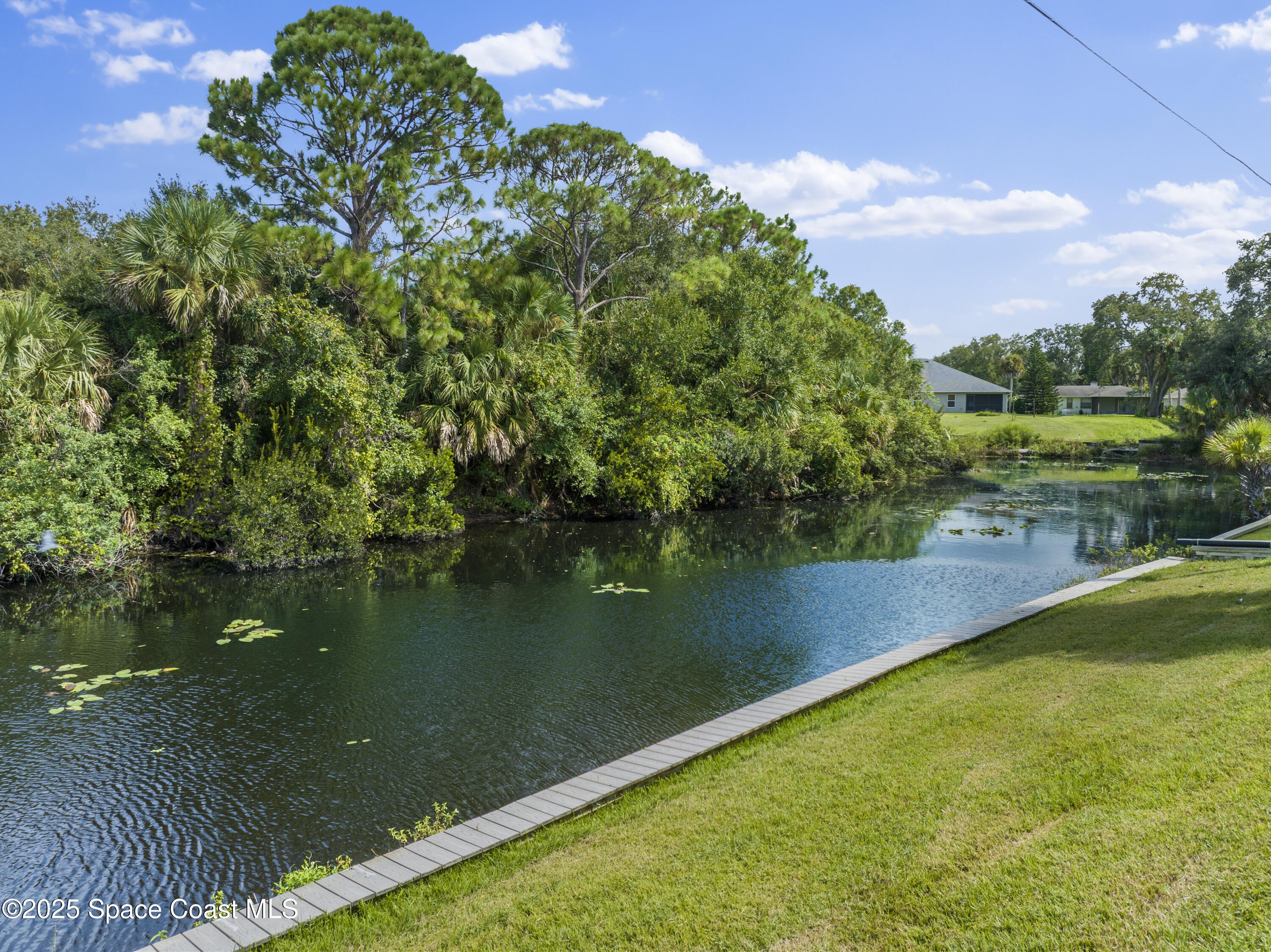 1253 George Street Sebastian, FL 32958 - Photo 34 of 37 a view of a lake from a balcony