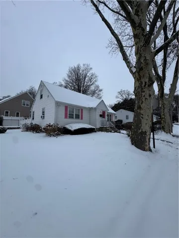 $440,000 | 4 Dunbar Street, Providence, RI 02909