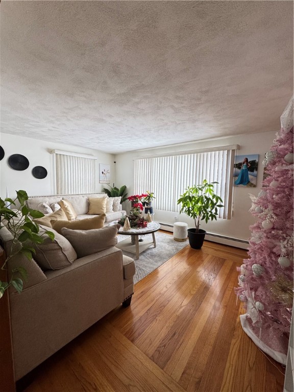 4 Dunbar Street Providence, RI 02909 - Photo 7 of 26