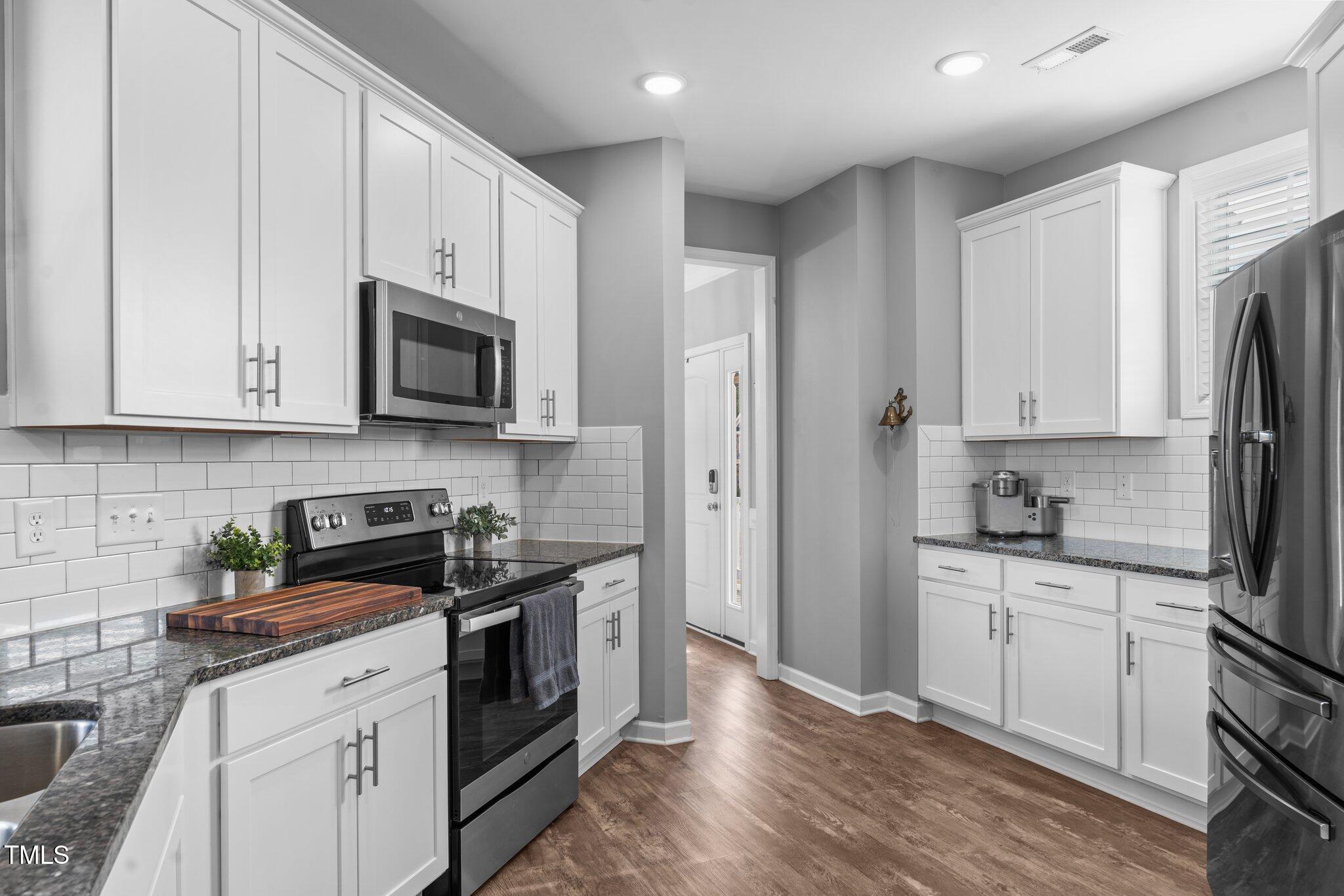 124 Brookstone Way Angier, NC 27501 - Photo 15 of 49 Kitchen