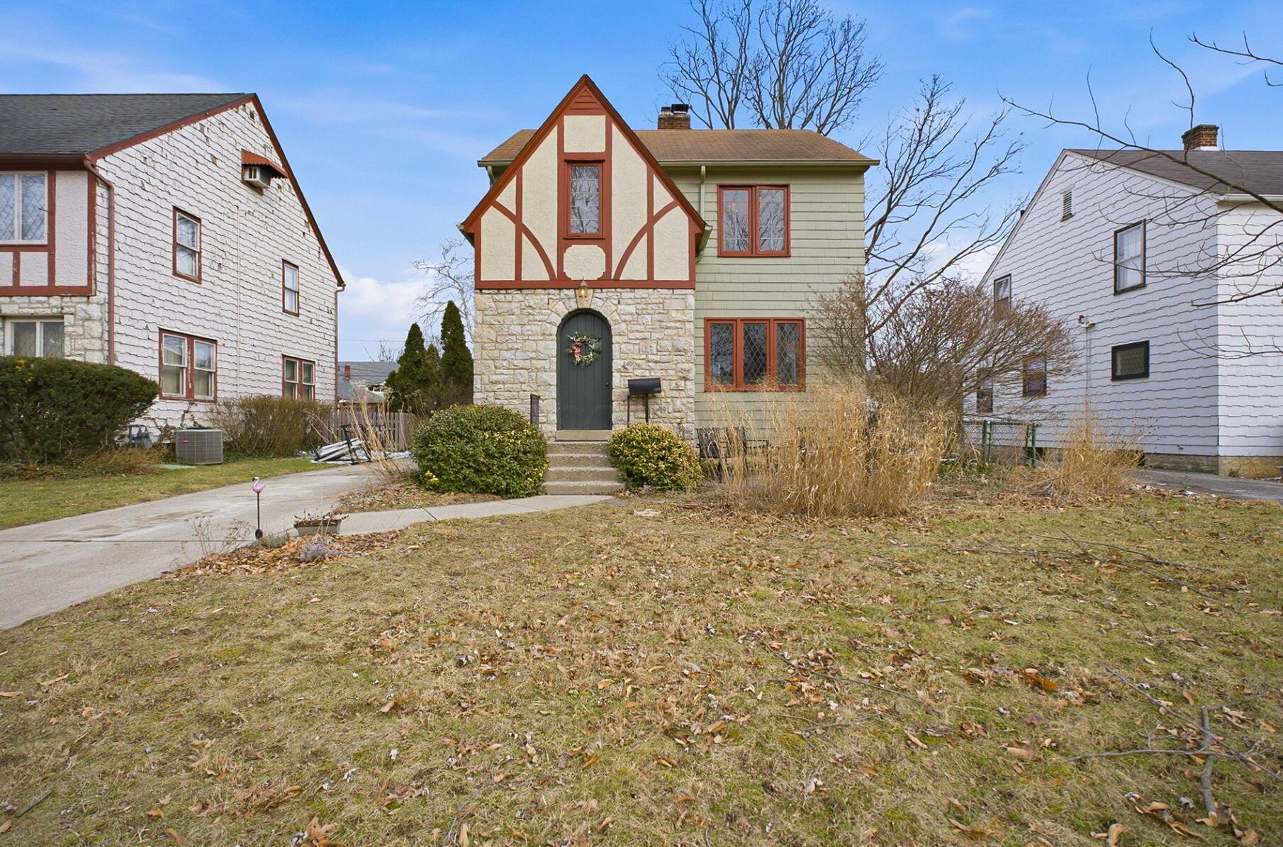 1002 South Cassingham Road Columbus, OH 43209 - Photo 2 of 56 Front Exterior