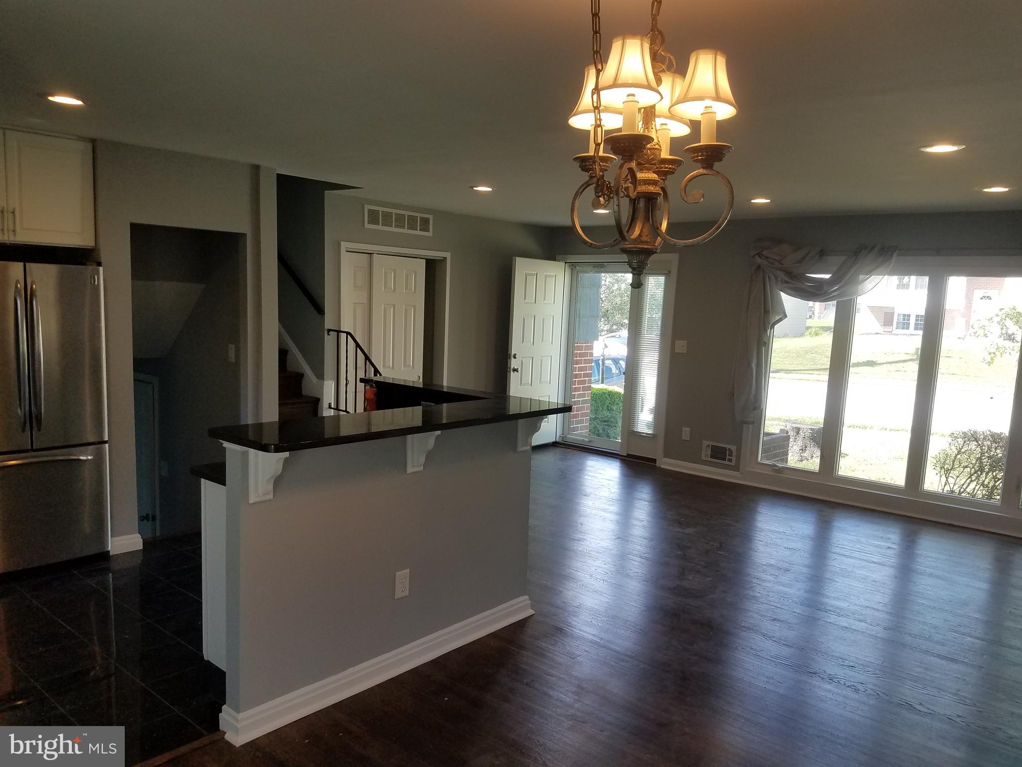 6315 Johnnycake Road Baltimore, MD 21228 - Photo 4 of 24