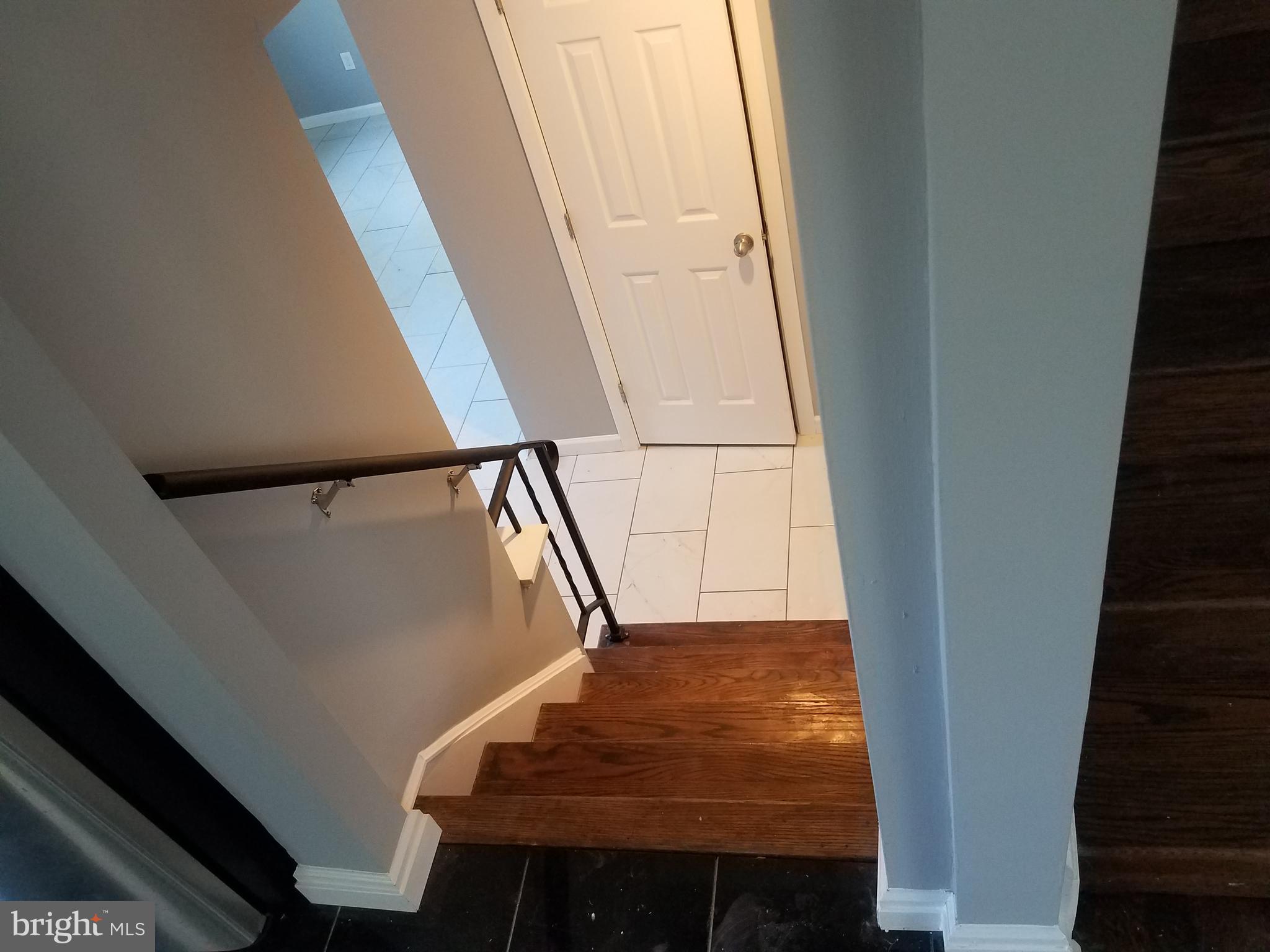 6315 Johnnycake Road Baltimore, MD 21228 - Photo 8 of 24