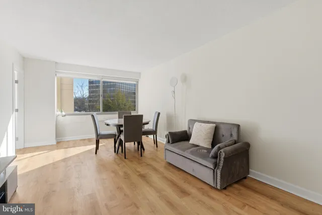 $350,000 | 4515 Willard Avenue, Unit 606S, Chevy Chase, MD 20815