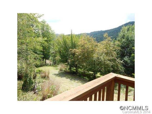 1863 Barnard Road Marshall, NC 28753 - Photo 10 of 24
