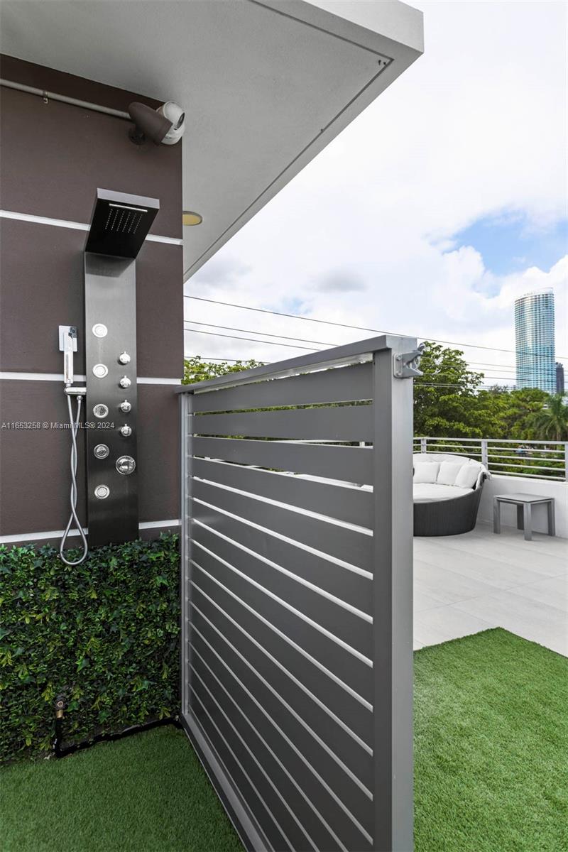 1701 Southwest 4th Avenue Miami, FL 33129 - Photo 27 of 32 a view of outdoor space and deck