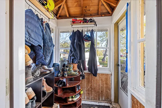 $260,000 | 229 Highland Avenue, Gardiner, ME 04345