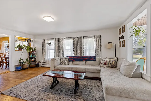 $260,000 | 229 Highland Avenue, Gardiner, ME 04345