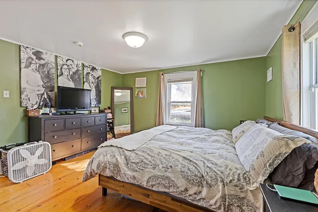 $260,000 | 229 Highland Avenue, Gardiner, ME 04345