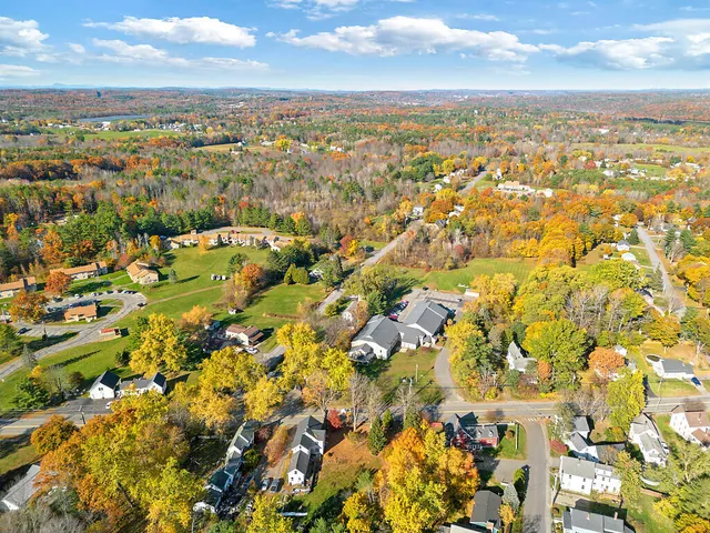 $260,000 | 229 Highland Avenue, Gardiner, ME 04345