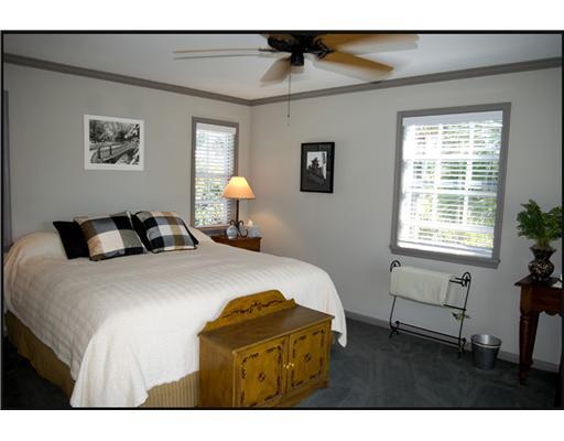 221 Pirates Place Jupiter Inlet Colony, FL 33469 - Photo 10 of 15 Additional Photo