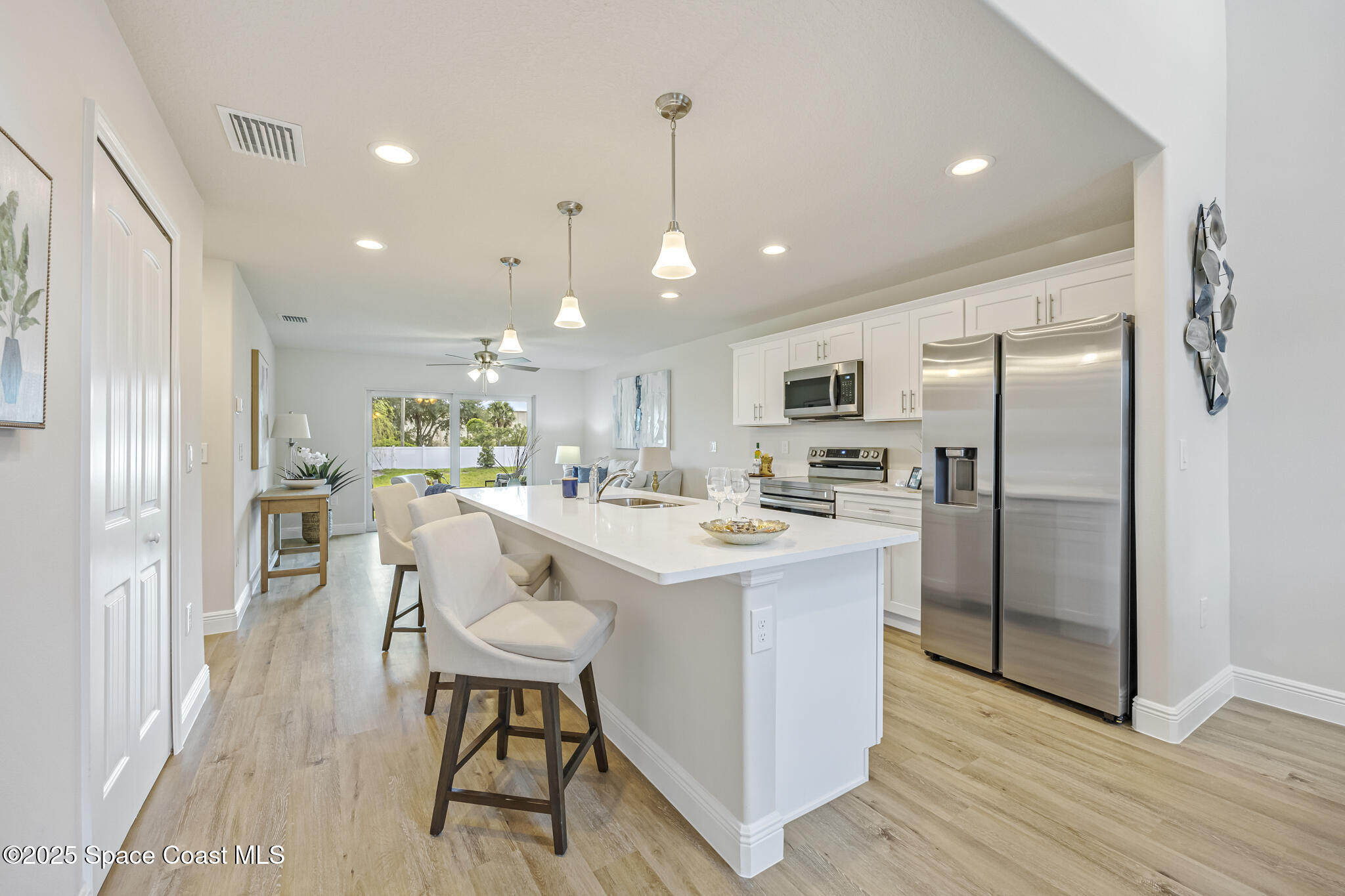208-238 Hidden Wds Place Melbourne, FL 32901 - Photo 14 of 35 Staged - End Unit Kitchen