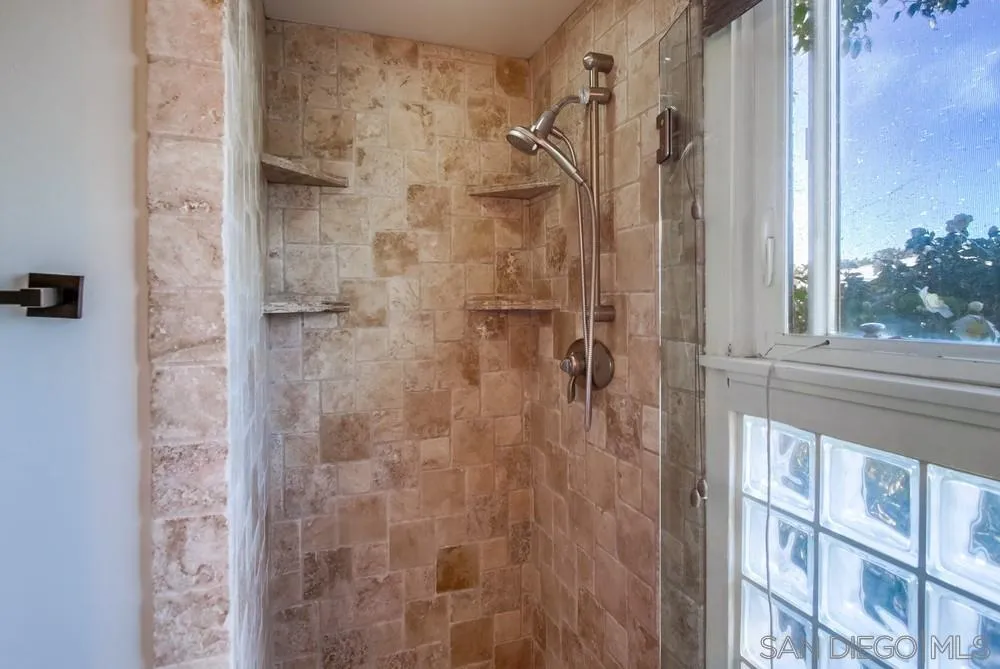 141 Sea Cliff Way Del Mar, CA 92014 - Photo 25 of 65