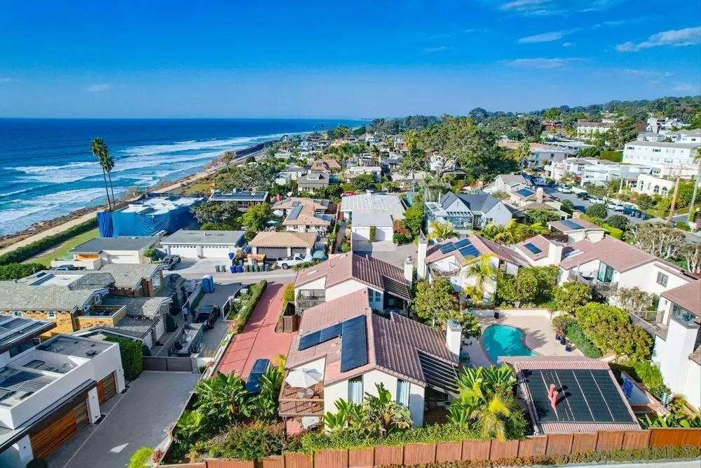 141 Sea Cliff Way Del Mar, CA 92014 - Photo 61 of 65 a view of city