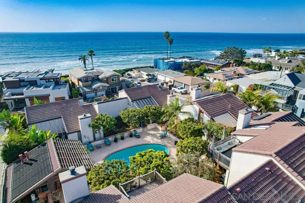 141 Sea Cliff Way Del Mar, CA 92014 - Photo 62 of 65 an aerial view of a house with outdoor space