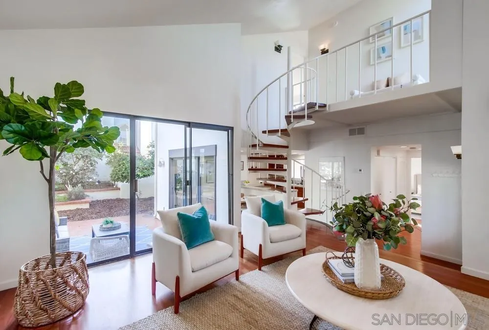 141 Sea Cliff Way Del Mar, CA 92014 - Photo 7 of 65 a living room with furniture potted plant and a chandelier
