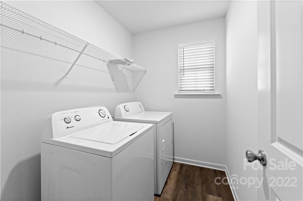 808 McDonald Road Charlotte, NC 28214 - Photo 20 of 30 a utility room with dryer and washer
