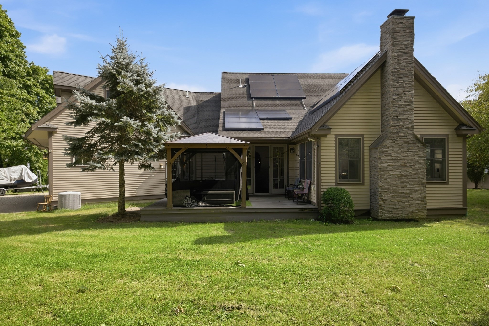8 Long Meadow Road Newton, MA 02459 - Photo 39 of 41 Gallery Image 39