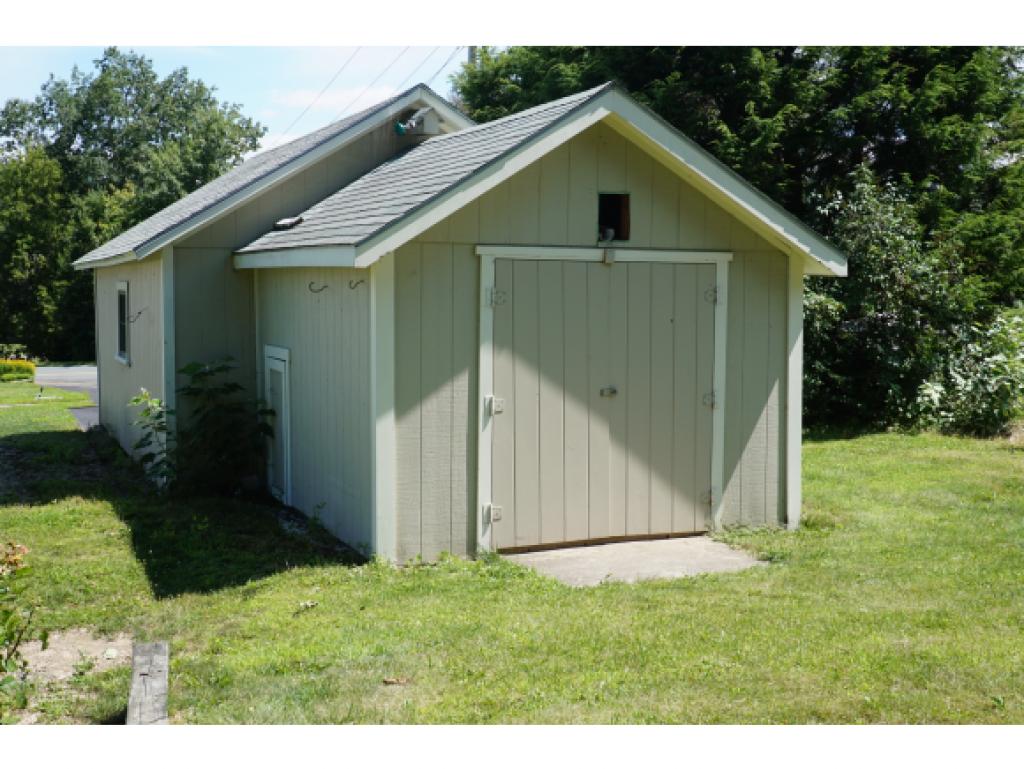 6 Gifford Road Hartford, VT 05001 - Photo 19 of 21 Gallery Image 19
