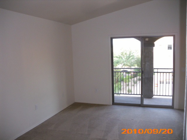 280 South Evergreen Road, Unit 1273 Tempe, AZ 85288 - Photo 6 of 8 MASTER BEDROOM