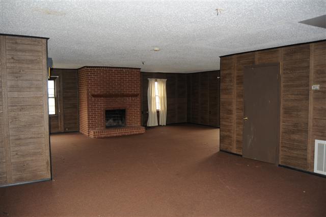 875 Victor Hill Road Greer, SC 29651 - Photo 7 of 7