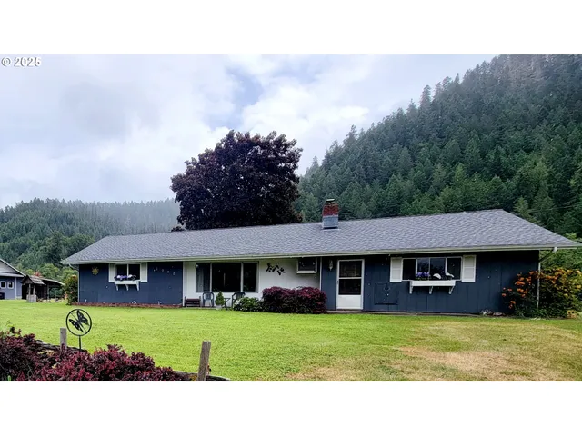 $630,000 | 2965 South Myrtle Road, Myrtle Creek, OR 97457