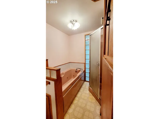 $630,000 | 2965 South Myrtle Road, Myrtle Creek, OR 97457